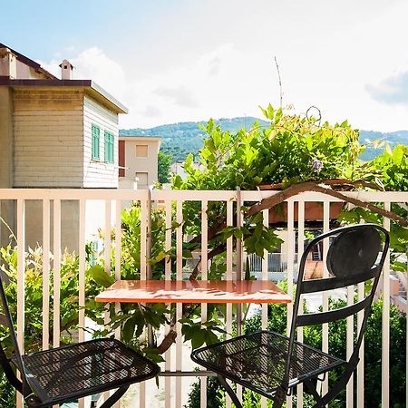 Hotel Giongo Spotorno Εξωτερικό φωτογραφία