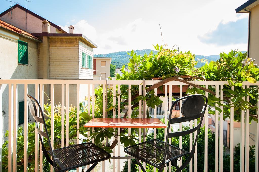 Hotel Giongo Spotorno Εξωτερικό φωτογραφία